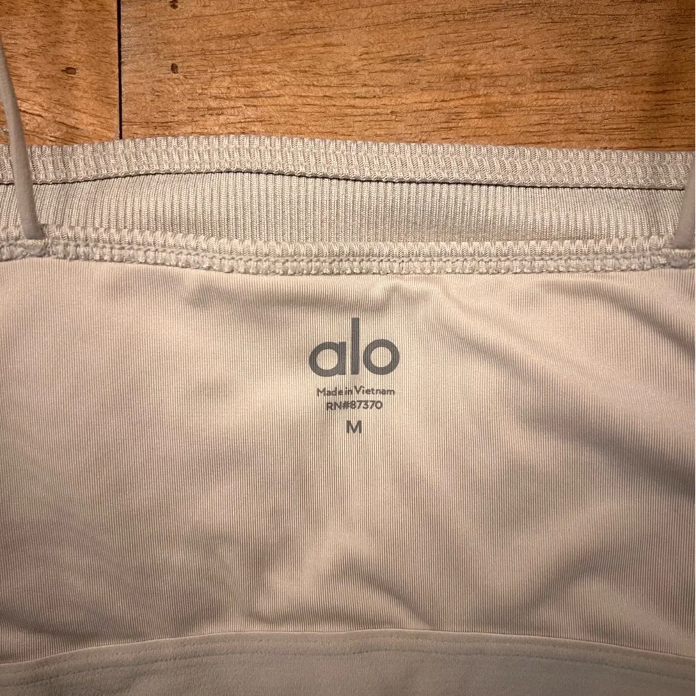 ALO Yoga Beige Ribbed Crop Tank